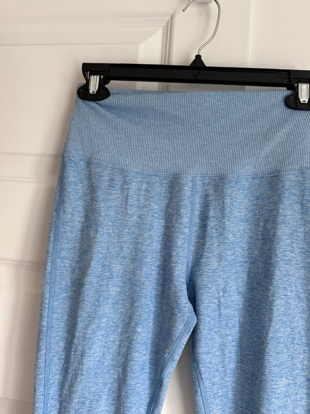 Alo High-Waist Alosoft Lounge‎ Legging size Medium in Heathered Sky
